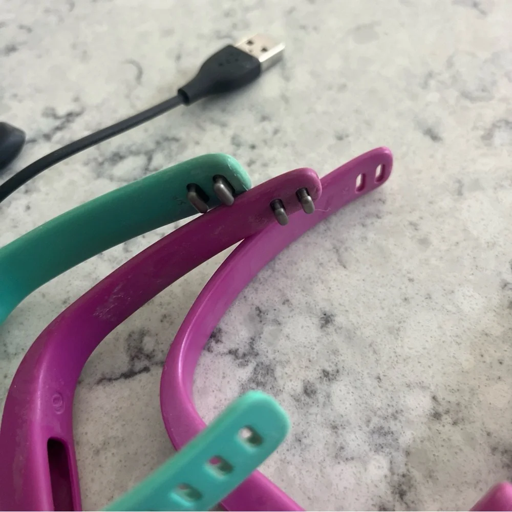 3 WRISTBANDS And Charger 2 Clasp FitBit Flex Wireless Fitness Tracking Pink Teal